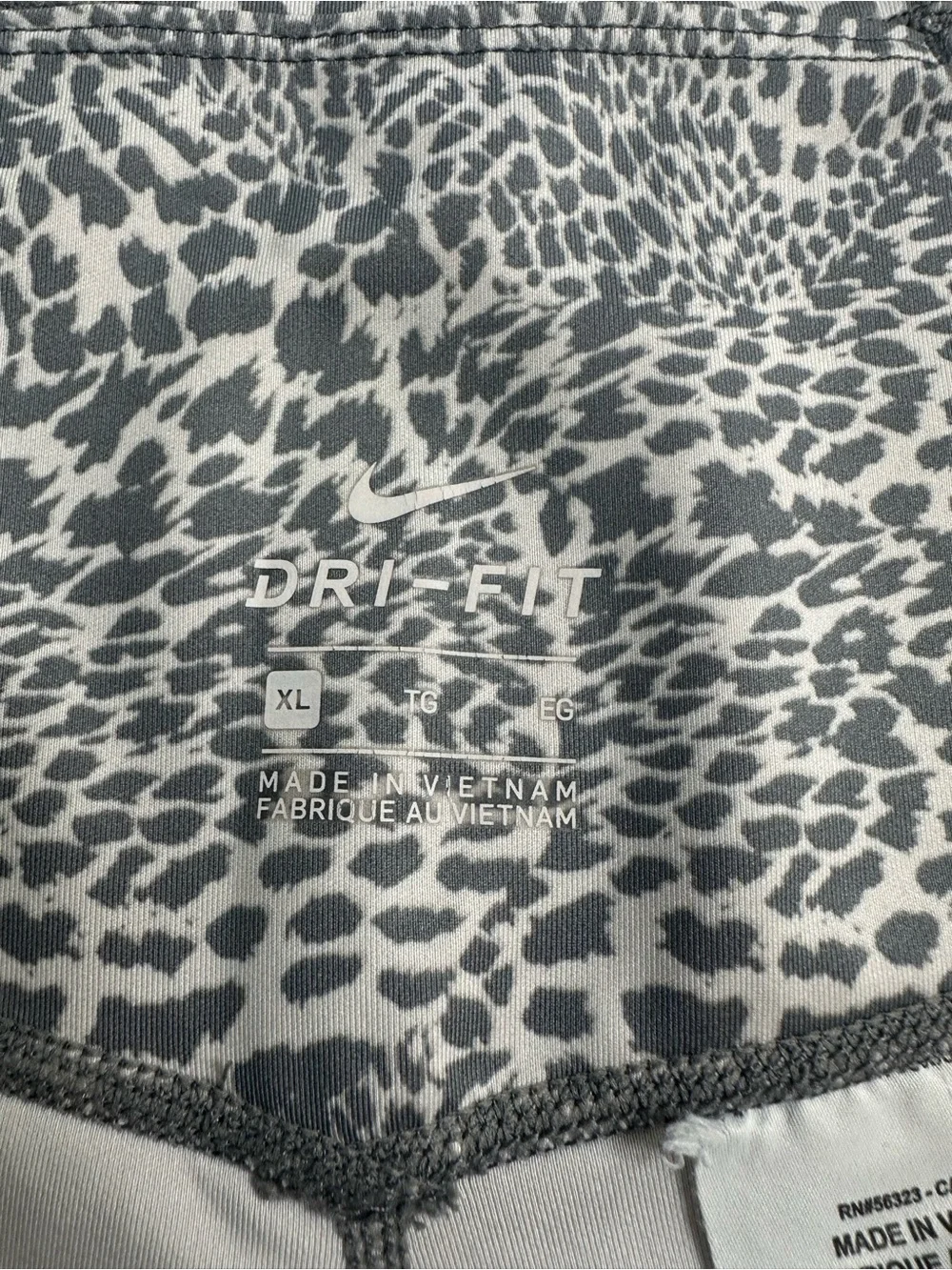 Nike women’s XL dry fit high waist grey leopard print pull on active leggings